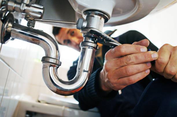 Best Commercial Plumbing Services  in Goliad, TX